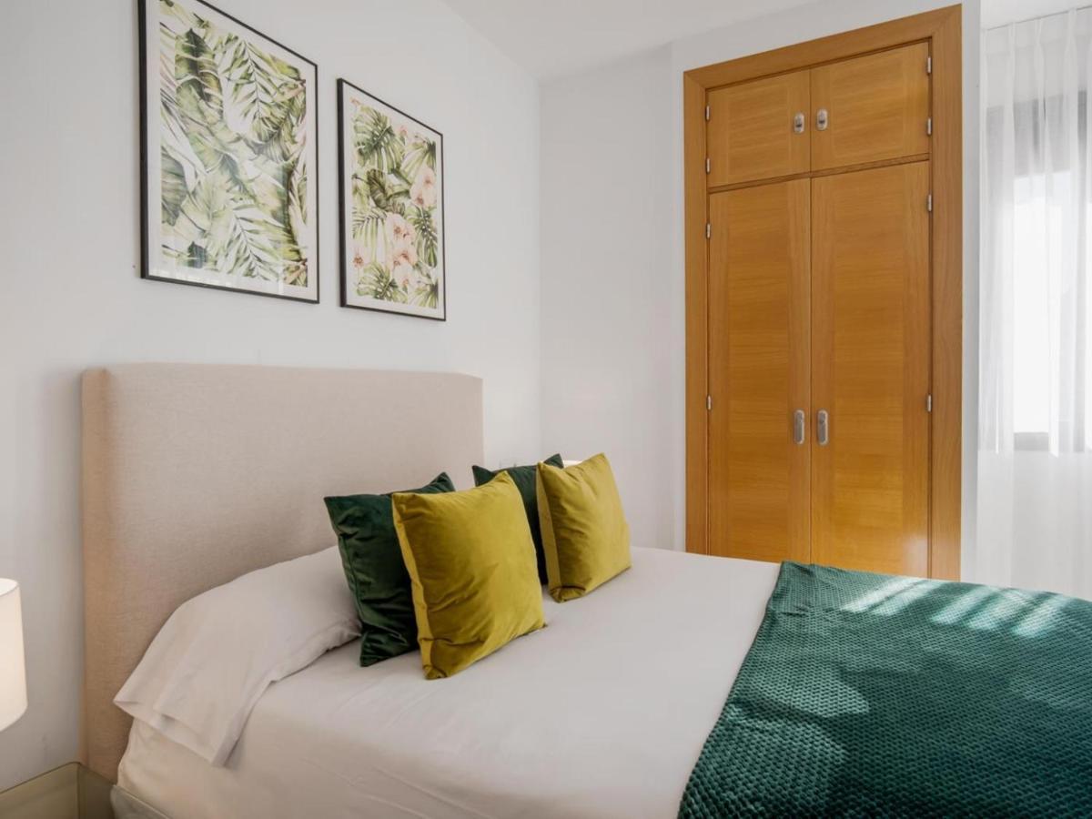 Apartamento De 2 Dormitorios En Playas Del Duque Marbella Exterior photo
