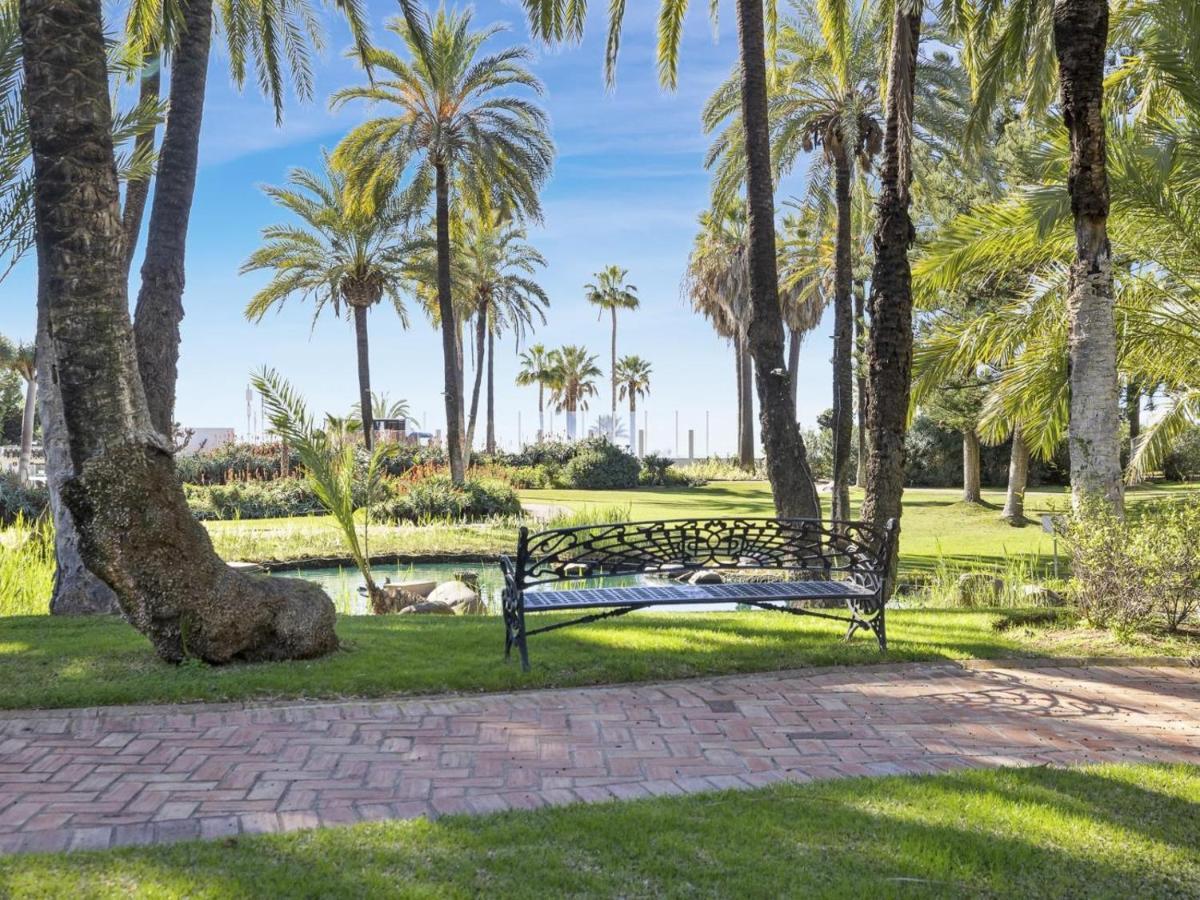 Apartamento De 2 Dormitorios En Playas Del Duque Marbella Exterior photo
